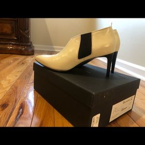 Rag & Bone Booties in creamy Color.
